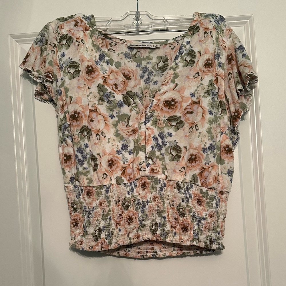 Abercrombie & Fitch White Floral Cap Sleeve Blouse Size Small
